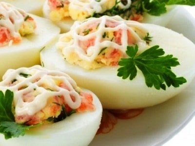 Фаршированные яйца, рецепты