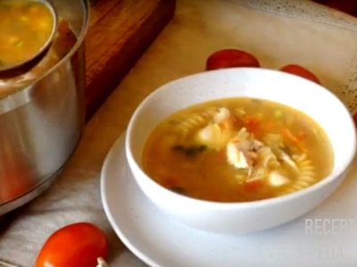куриный суп с кабачками и лапшой