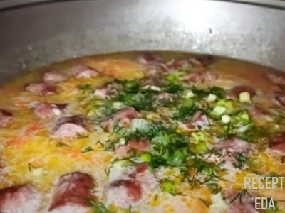 сырный суп с колбасой копченой 