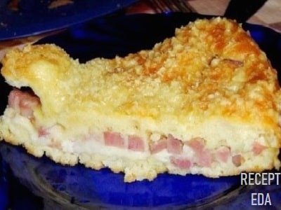 заливной пирог с колбасой на майонезе